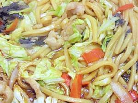 B級グルメのホルモンうどん